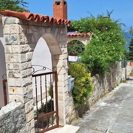 Kuca Za Odmor Skalina - Sea View Villa Splitska Bagian luar foto